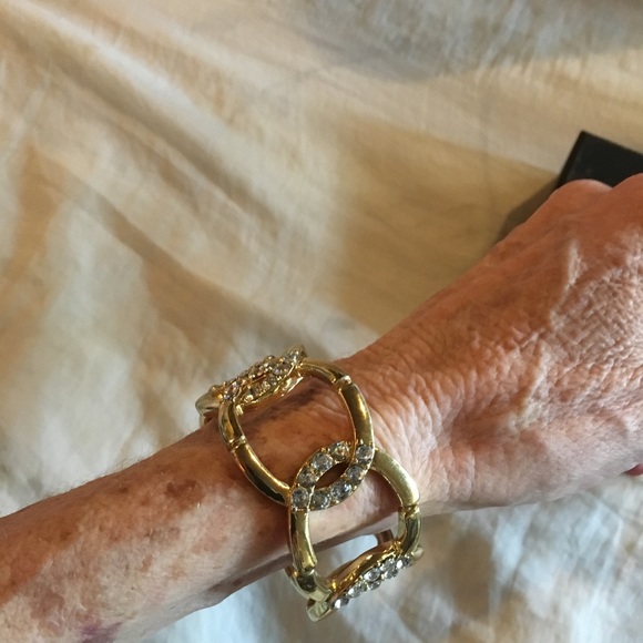 Fashion Fun Bangle - Picture 8 of 9